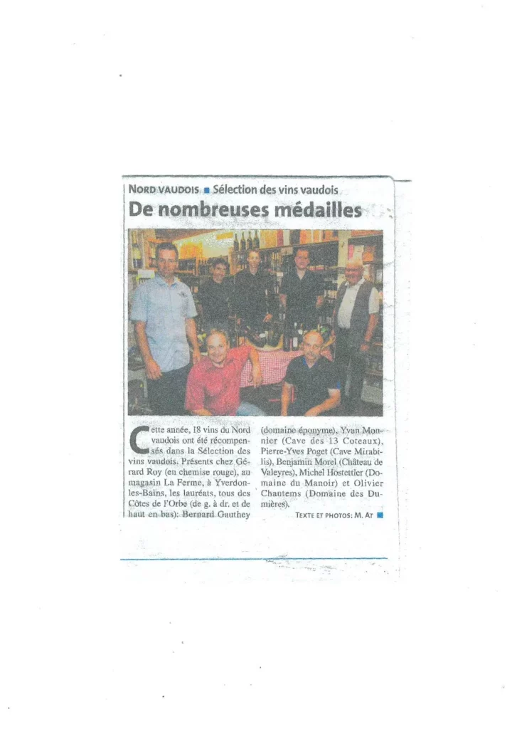 Article de presse présentant les nombreuses médailles remportées par les vins du Nord vaudois lors de la Sélection des vins vaudois, avec une photographie des vignerons récompensés, dont Olivier Chautems.