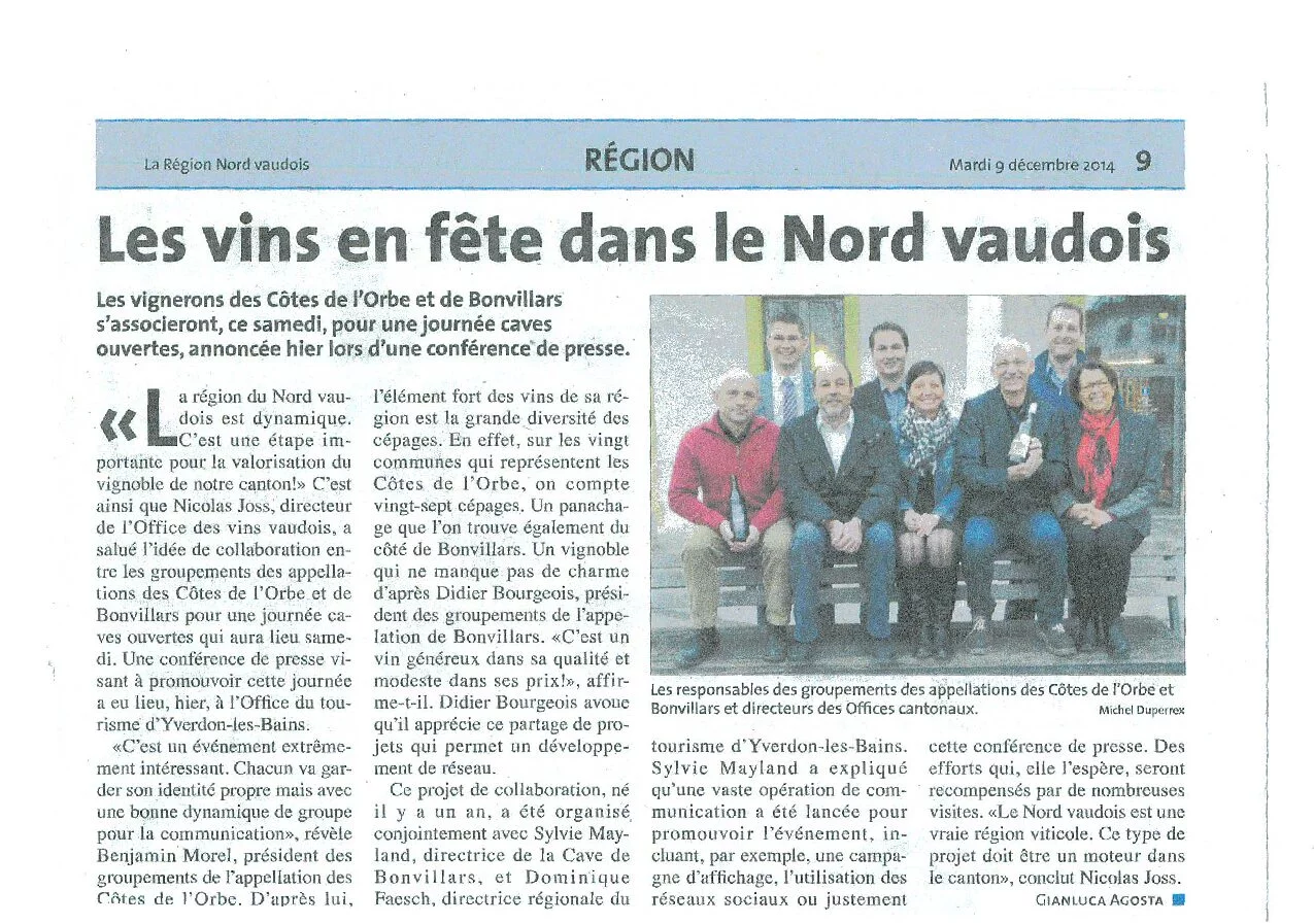 Article de presse annonçant une journée caves ouvertes réunissant les appellations Côtes de l'Orbe et Bonvillars, avec une photographie des responsables des deux groupements et des offices cantonaux.